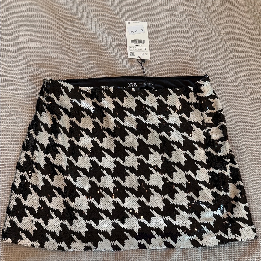 Zara NWT Sequin Houndstooth Black & White Skirt Size L